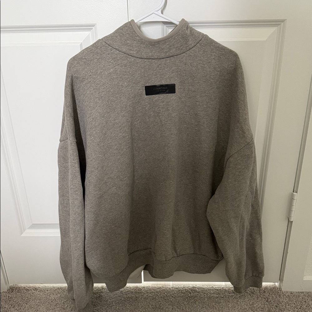 Essentials Fear of God Winter 2024 Hoodie - Light Grey